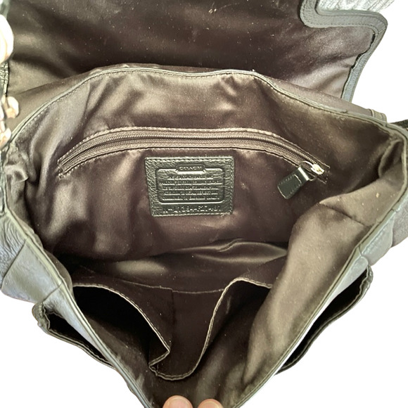 COACH Vintage Taylor Leather Flap Bag in Black strap included 12L x 4.5W x 9H - Picture 12 of 14